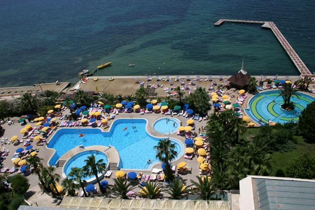 FANTASiA DE LUXE HOTEL KUŞADASI