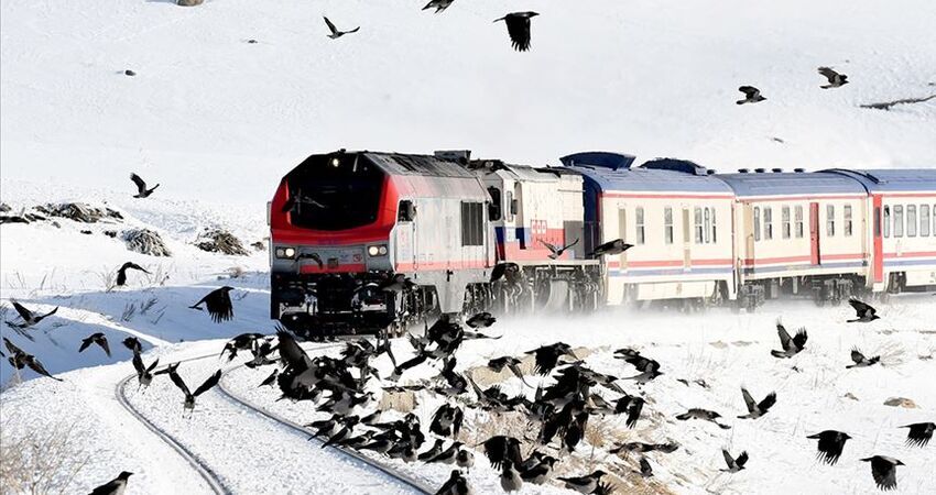 Aydın Çıkışlı Uçakla Doğu Ekspresi Rotasında Kars-Erzurum Turu