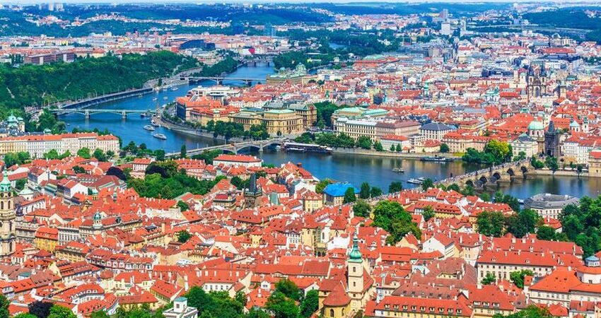 Aydın Çıkışlı Prag Viyana Salzburg Budapeşte Turu