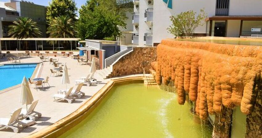 Kuşadası Çıkışlı Pamukkale Pam Termal Otel 