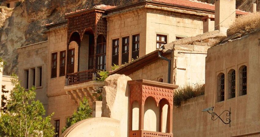 Denizli Çıkışlı Kapadokya Turu (1 Gece)