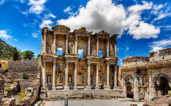 Aydın Çıkışlı Efes Şirince Meryemana Turu